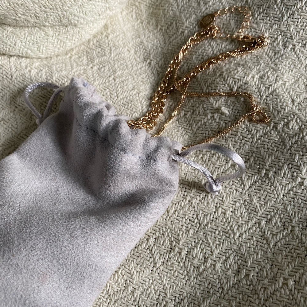 8 Other Reasons Gold layered chain necklace in Gold - Picture 5 of 5